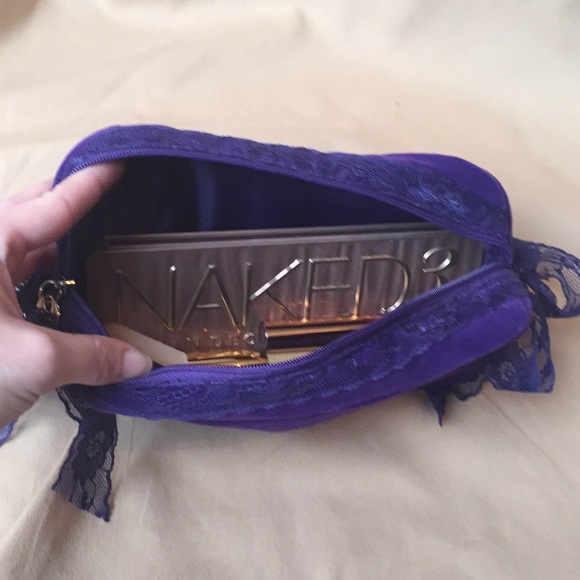 Authentic Givenchy.  Purple velor - Picture 8 of 8